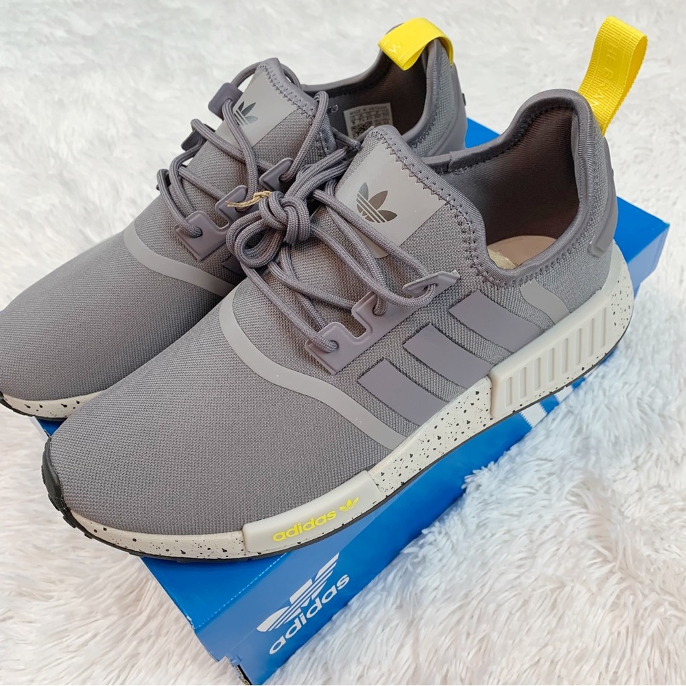 Adidas original NMD R1 Shoes athletic sneakersTrace Grey/Cloud White/Core‎ Black - Picture 7 of 13
